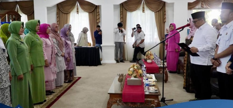 Wako Hendri saat melantik pengurus GOW Masa Bakti 2025_2030.